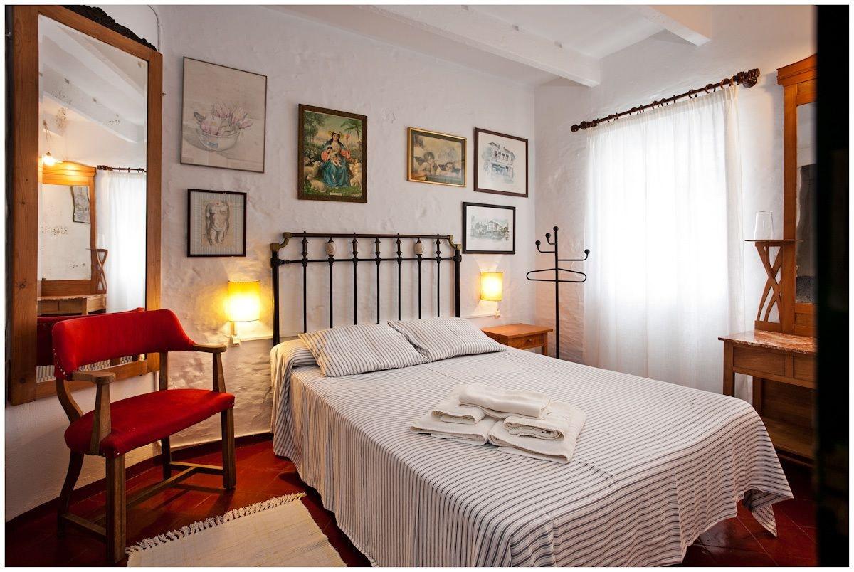 Hostal S'Engolidor Santo Tomas Exterior photo